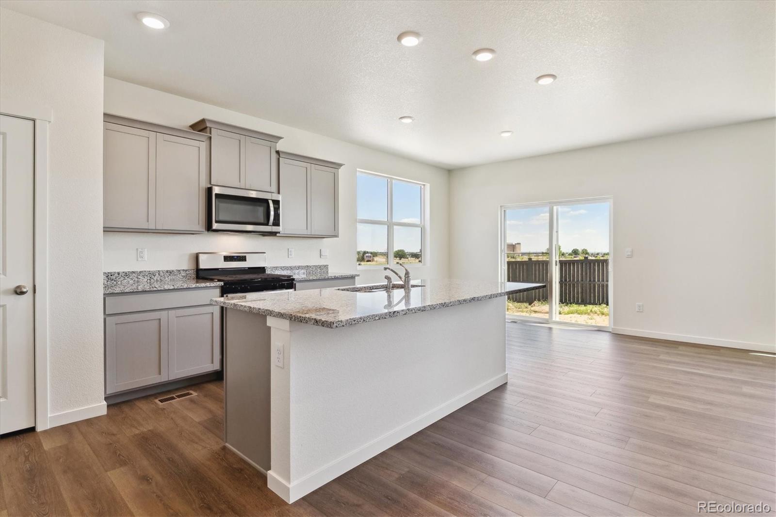 4820 Lynxes Way, Johnstown, CO, 80534 3 4820 Lynxes Way