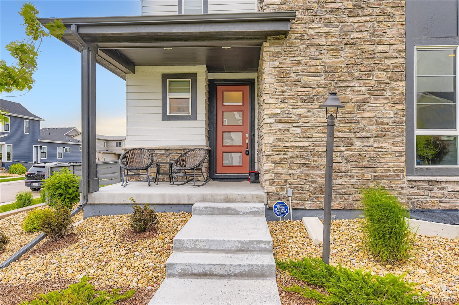 6211 Stable View Street