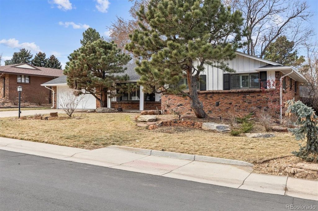 Photo of 3851 S Hillcrest Drive, Denver, CO 80237 (MLS # 7625854)