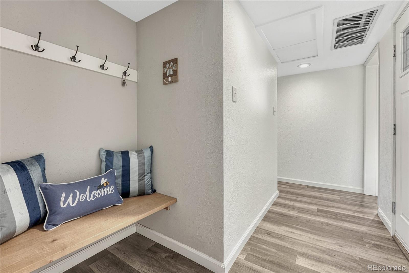 2525 S Dayton Way 2209, Denver, CO, 80231 3 2525 S Dayton Way 2209