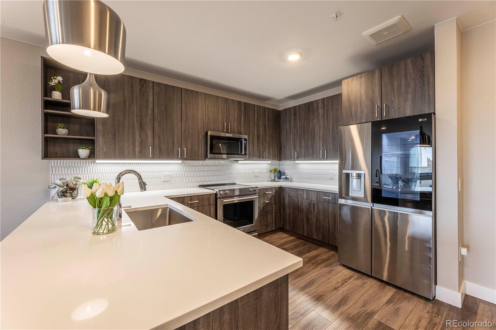 20 Wilcox Street 318