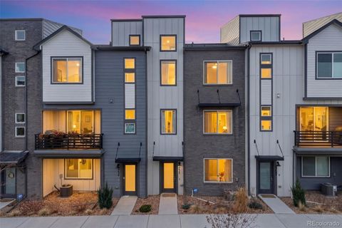 Photo of 5738 Vivian Street, Arvada, CO 80002 (MLS # 5072706)