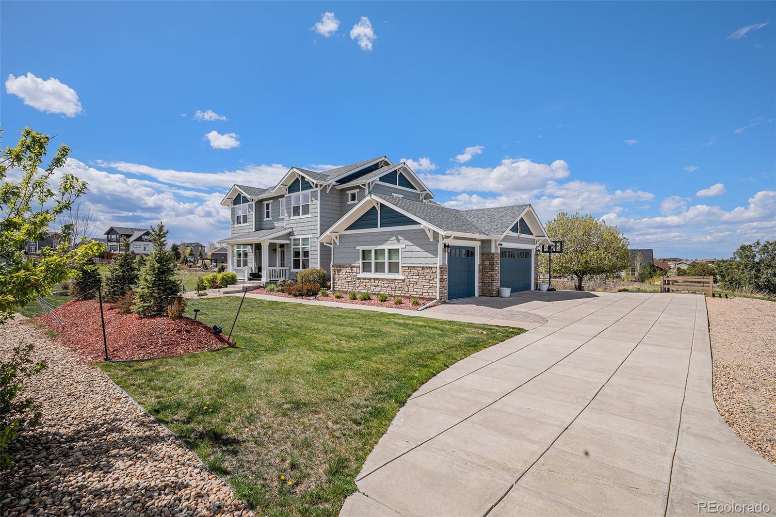 7692 Weaver Circle