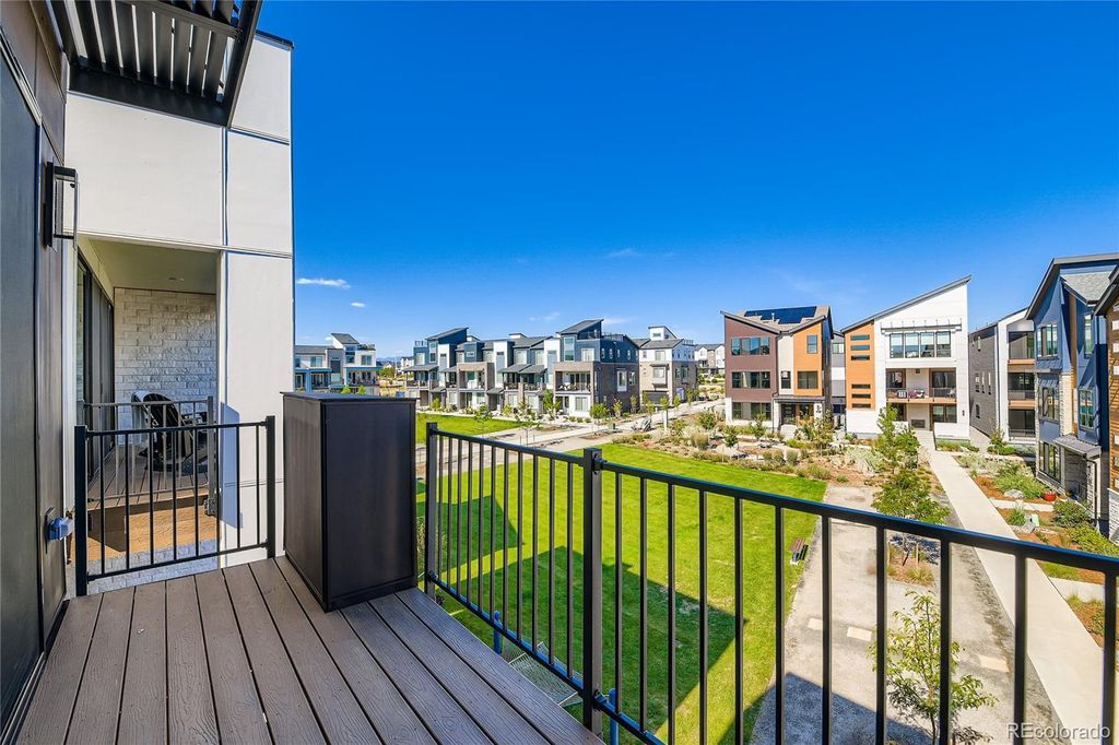 Photo of 16595 Peak Way, Broomfield, CO 80023 (MLS # 6759396)