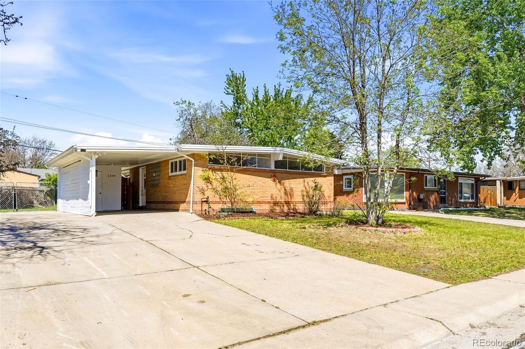 Photo of 1349 S Chase Court, Lakewood, CO 80232 (MLS # 6010173)