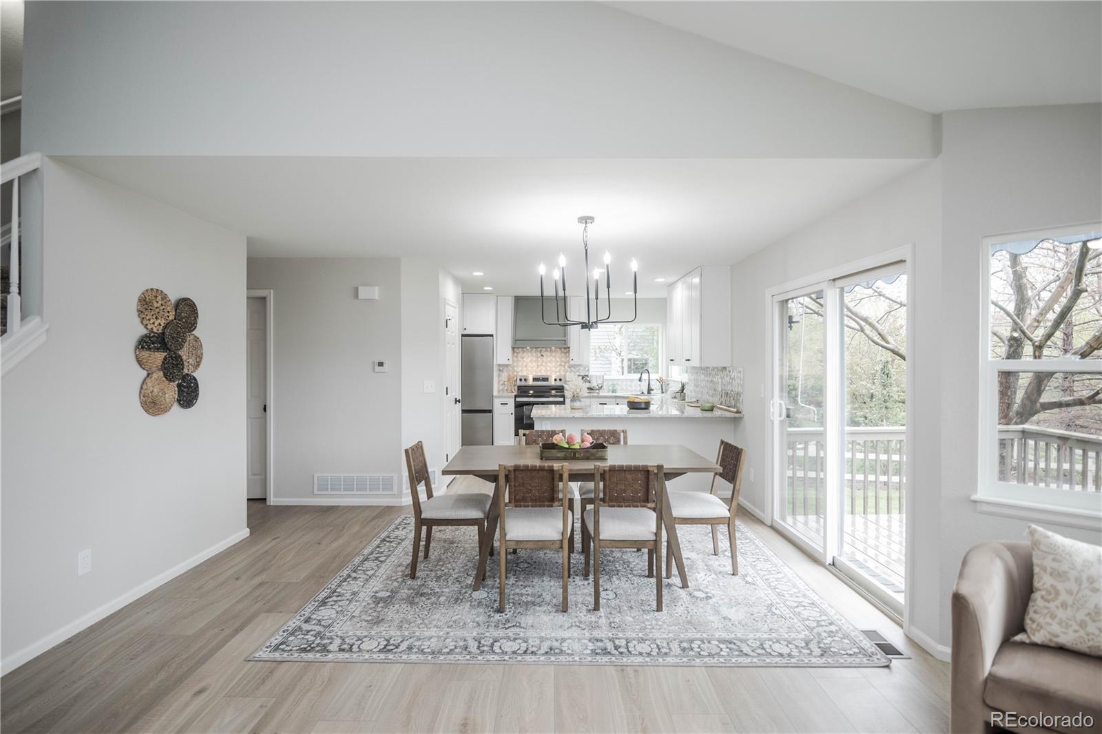 329 Lodgewood Lane
