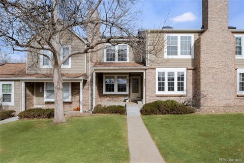 Photo of 4501 S Crystal Way, Aurora, CO 80015 (MLS # 6639187)