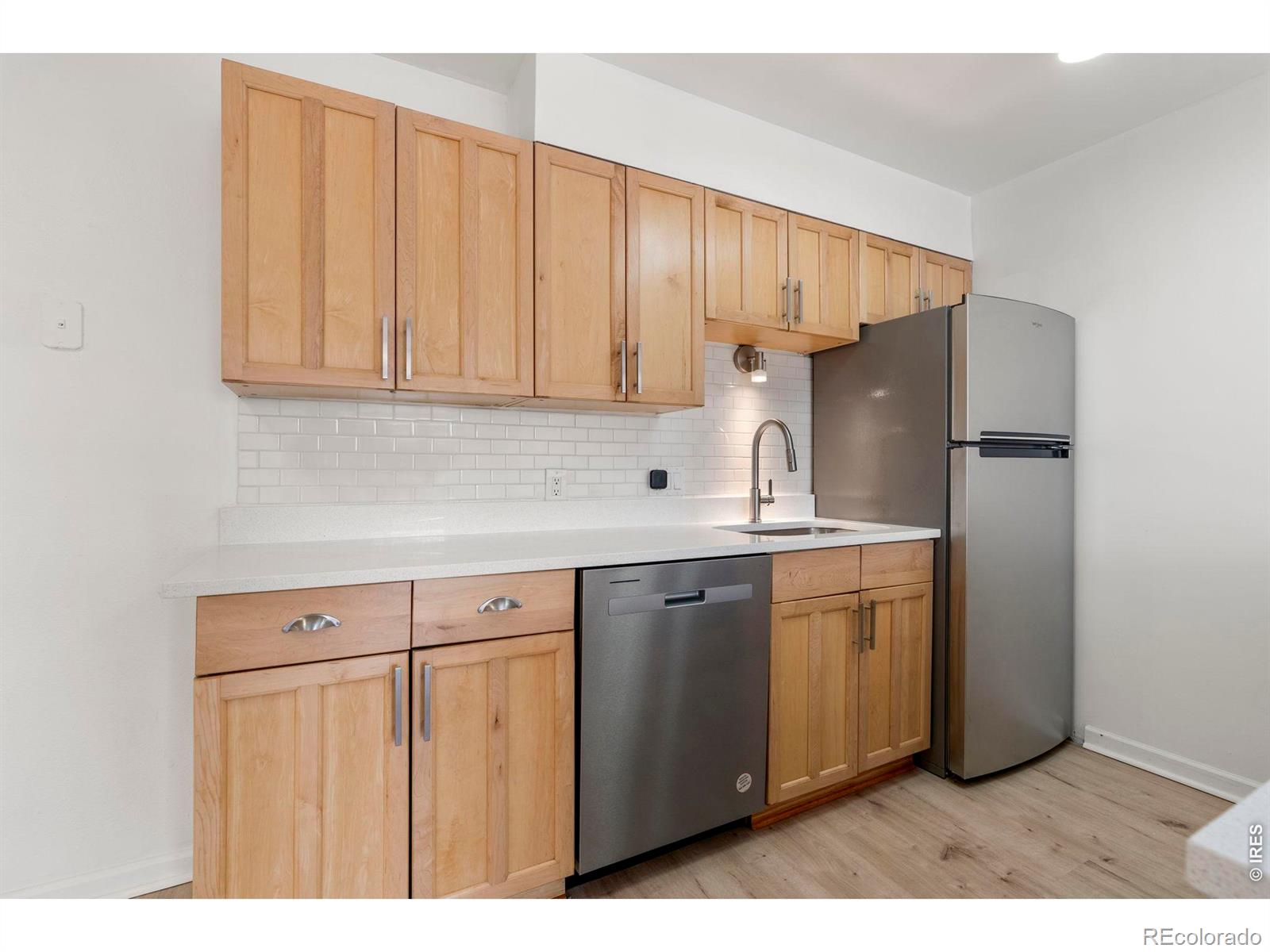 1611 Garfield Avenue 20