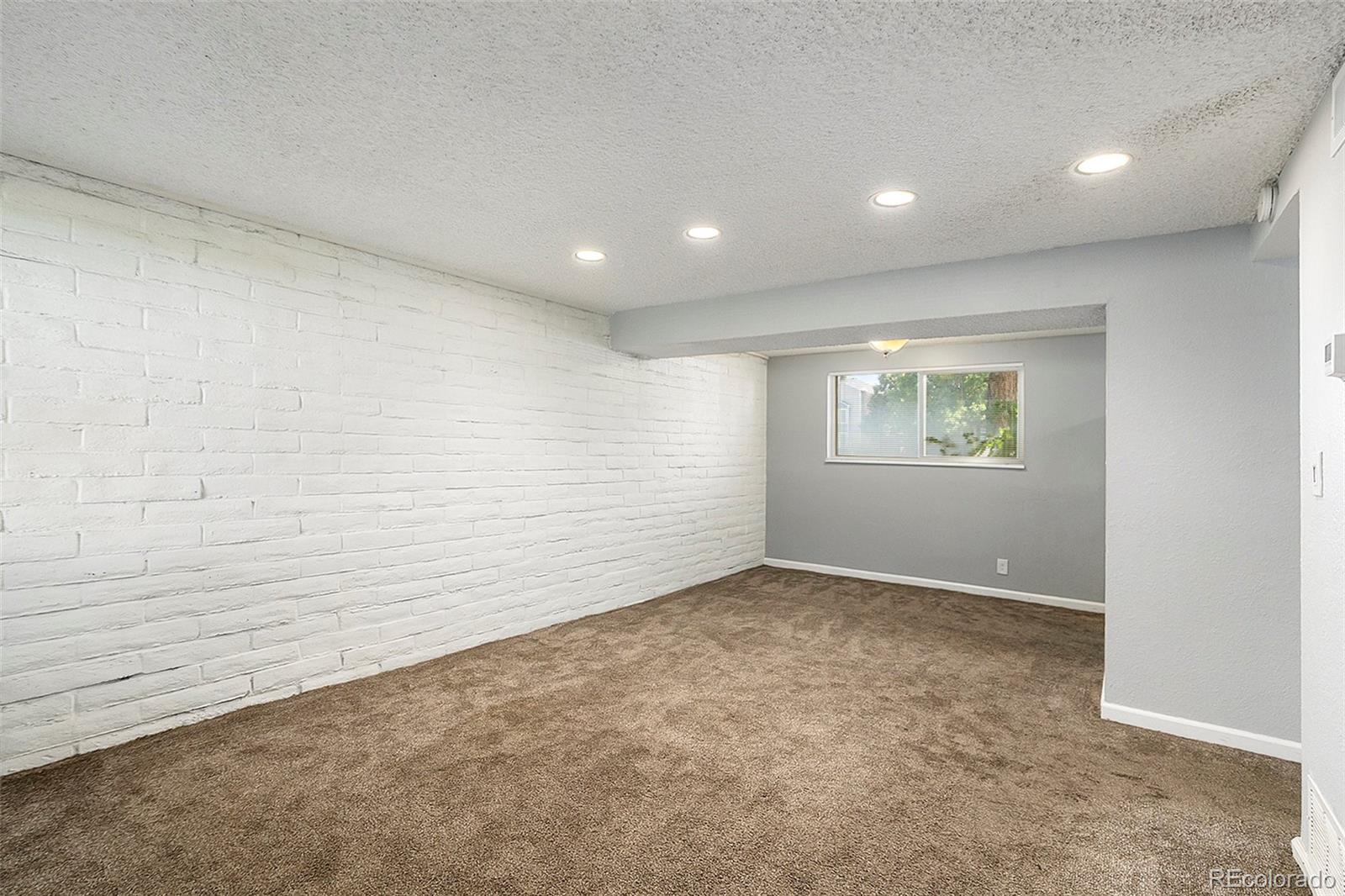 1723 Robb Street 26