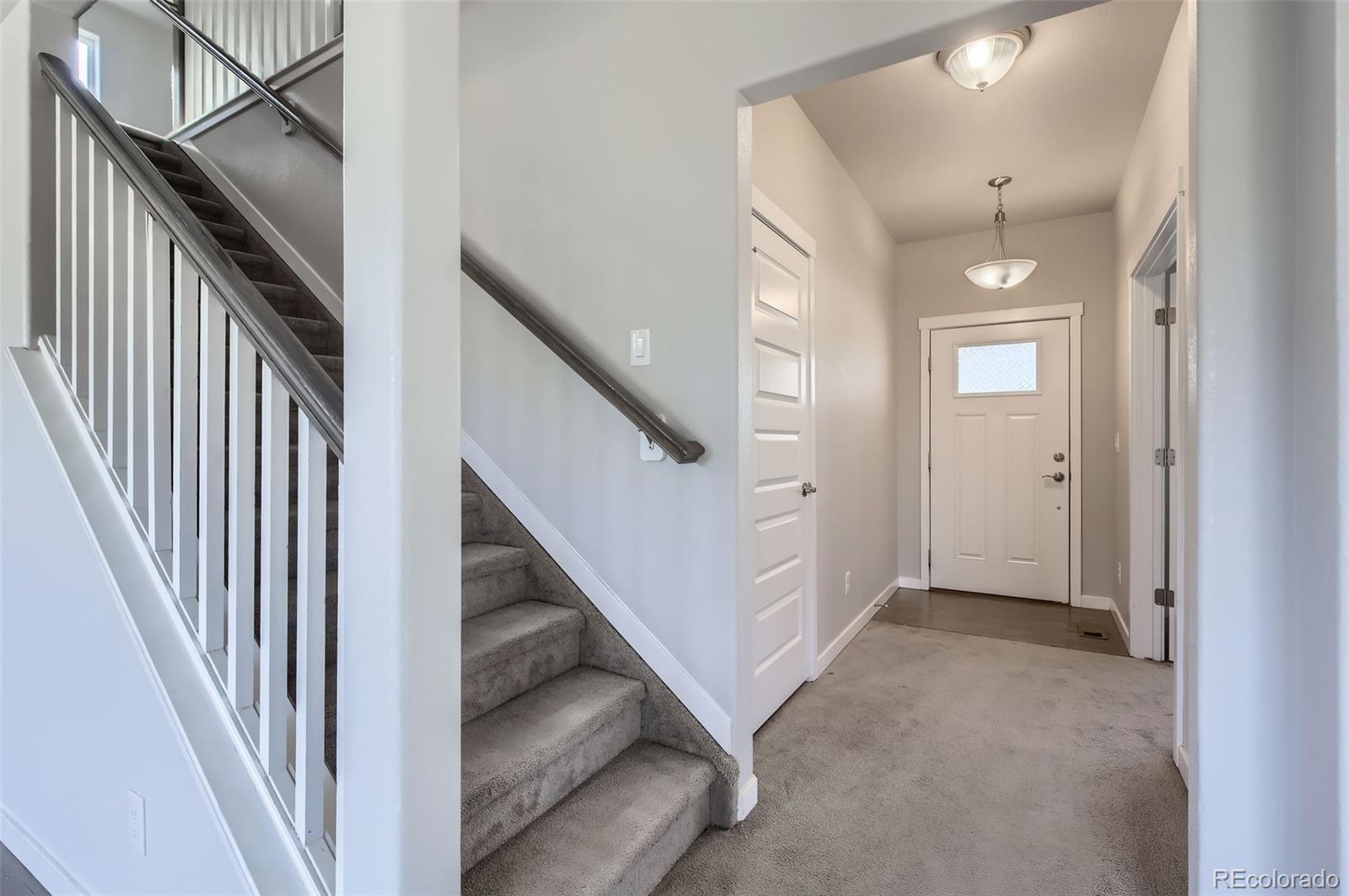 1464 Moraine Valley Drive