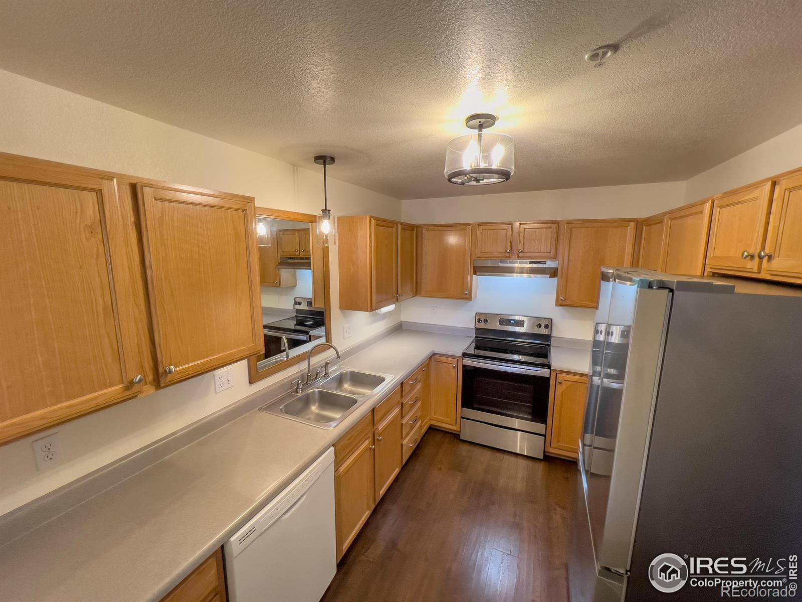1601 Great Western Drive A7, Longmont, CO, 80501 4 1601 Great Western Drive A7