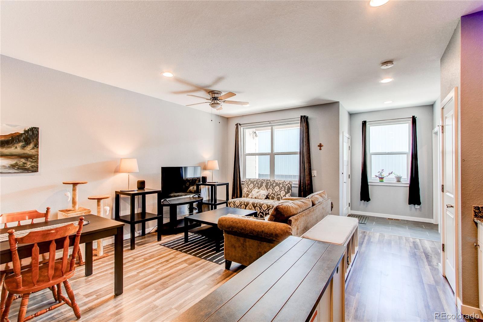 262 S 4th Court