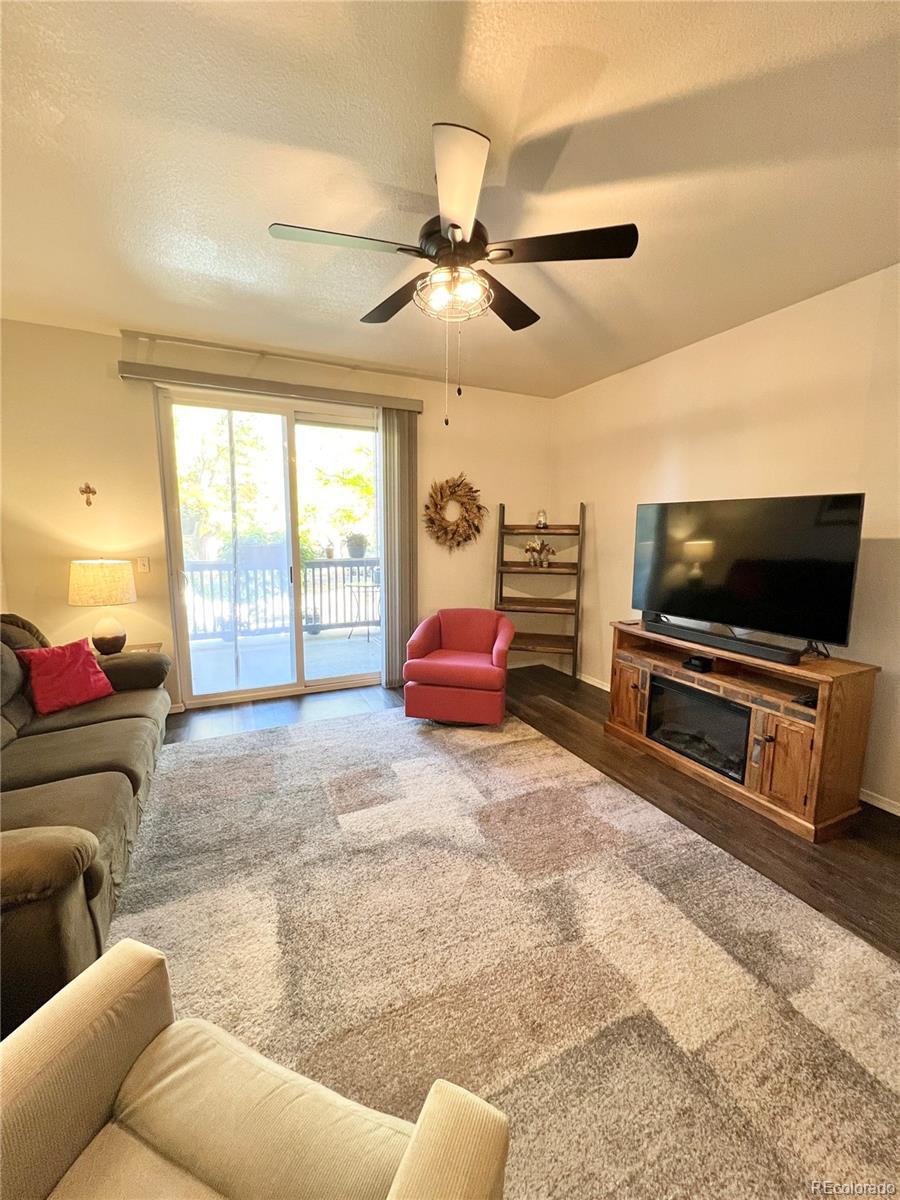 1672 W Canal Circle 412, Littleton, CO, 80120 1 1672 W Canal Circle 412