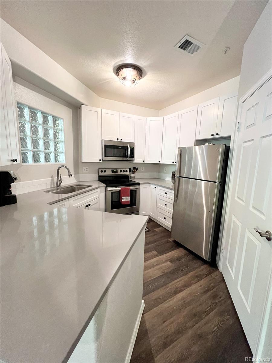 1672 W Canal Circle 412, Littleton, CO, 80120 3 1672 W Canal Circle 412