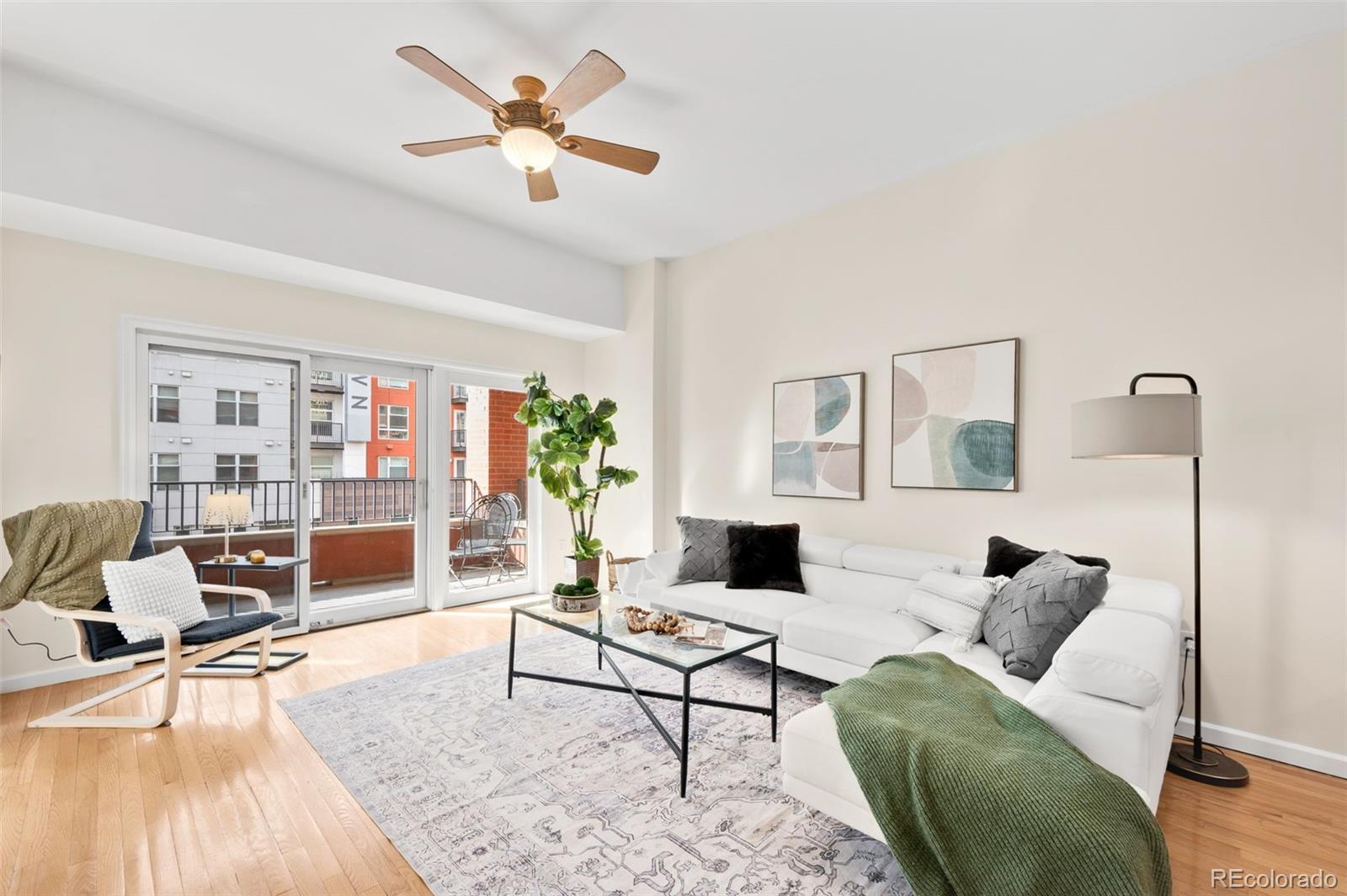 1950 N Logan Street 513