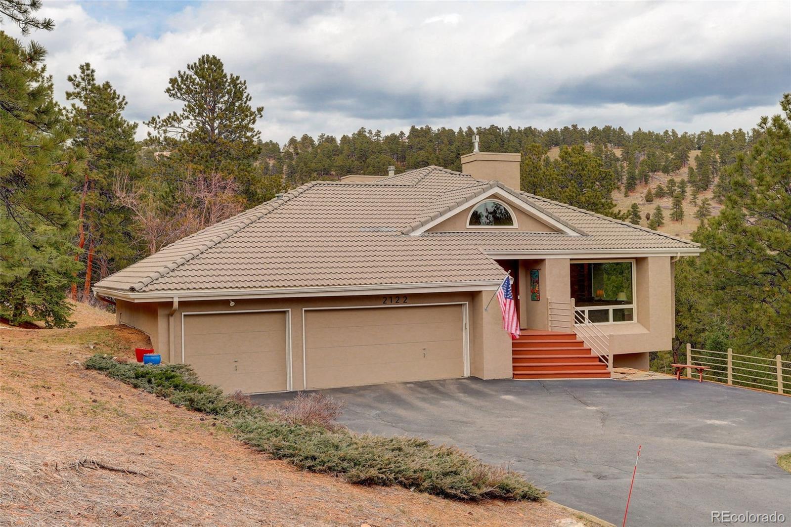 2122 Montane Drive