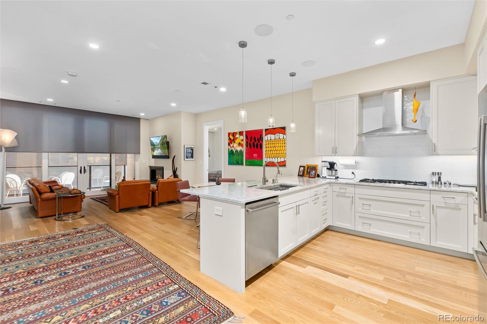 250 Columbine Street 409