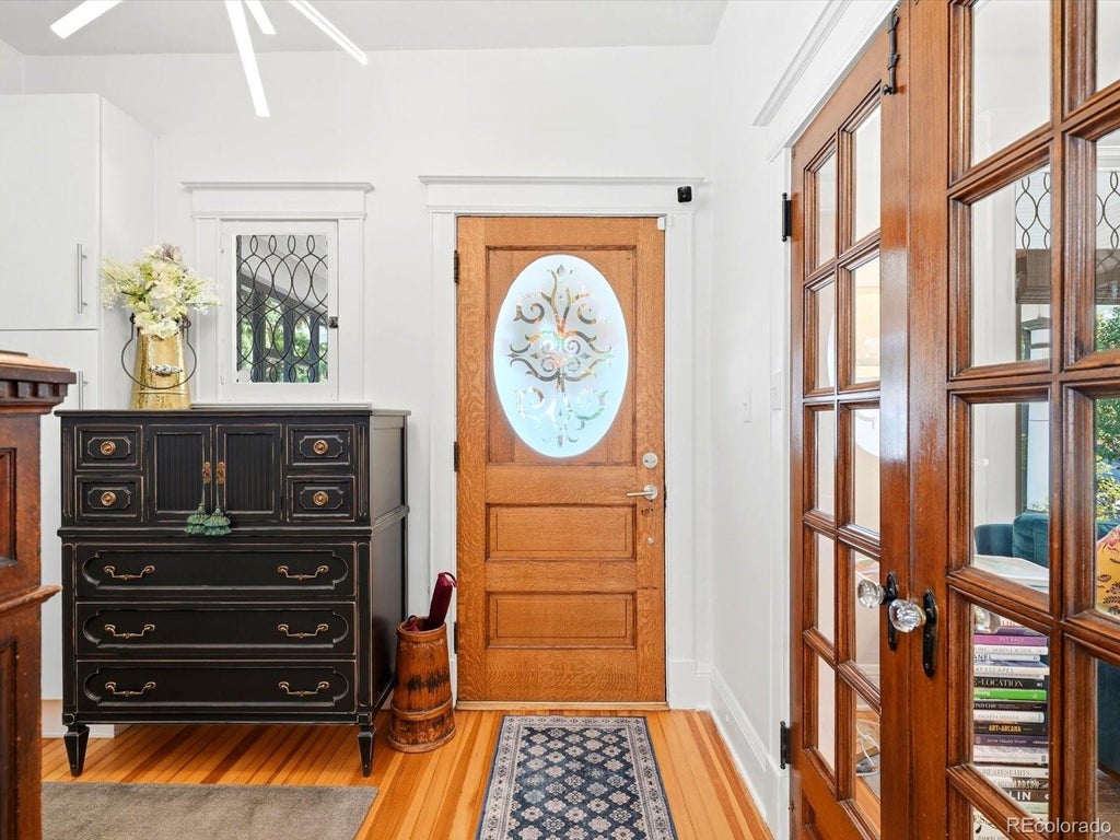 Photo of 127 S Emerson Street, Denver, CO 80209 (MLS # 4239809)