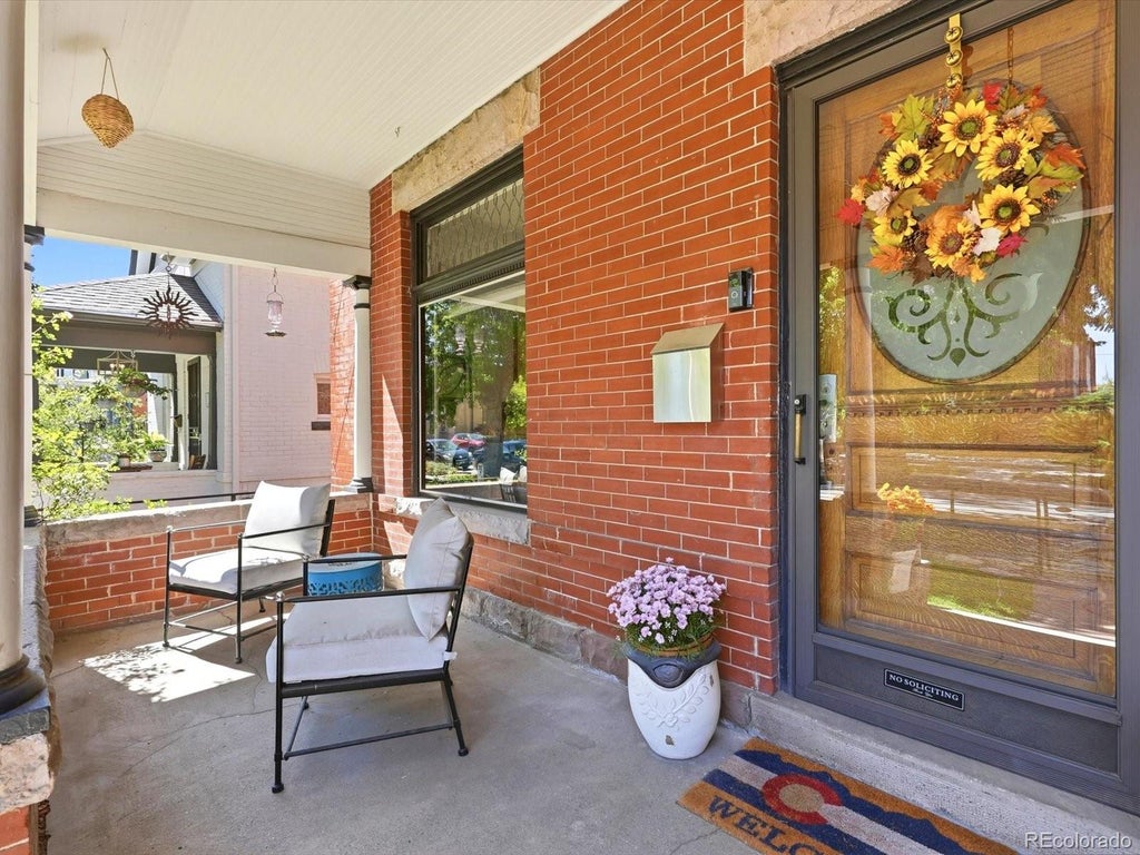 Photo of 127 S Emerson Street, Denver, CO 80209 (MLS # 4239809)