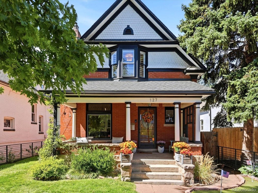 Photo of 127 S Emerson Street, Denver, CO 80209 (MLS # 4239809)