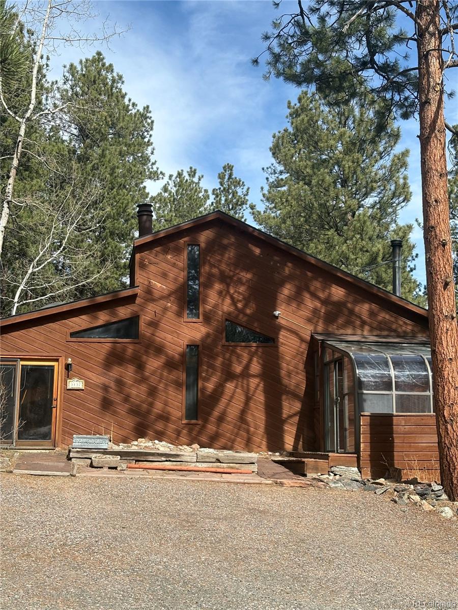 3137 Meadow View Road