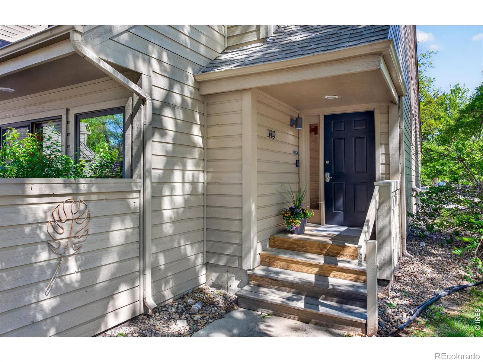 749 Meadow Glen Drive