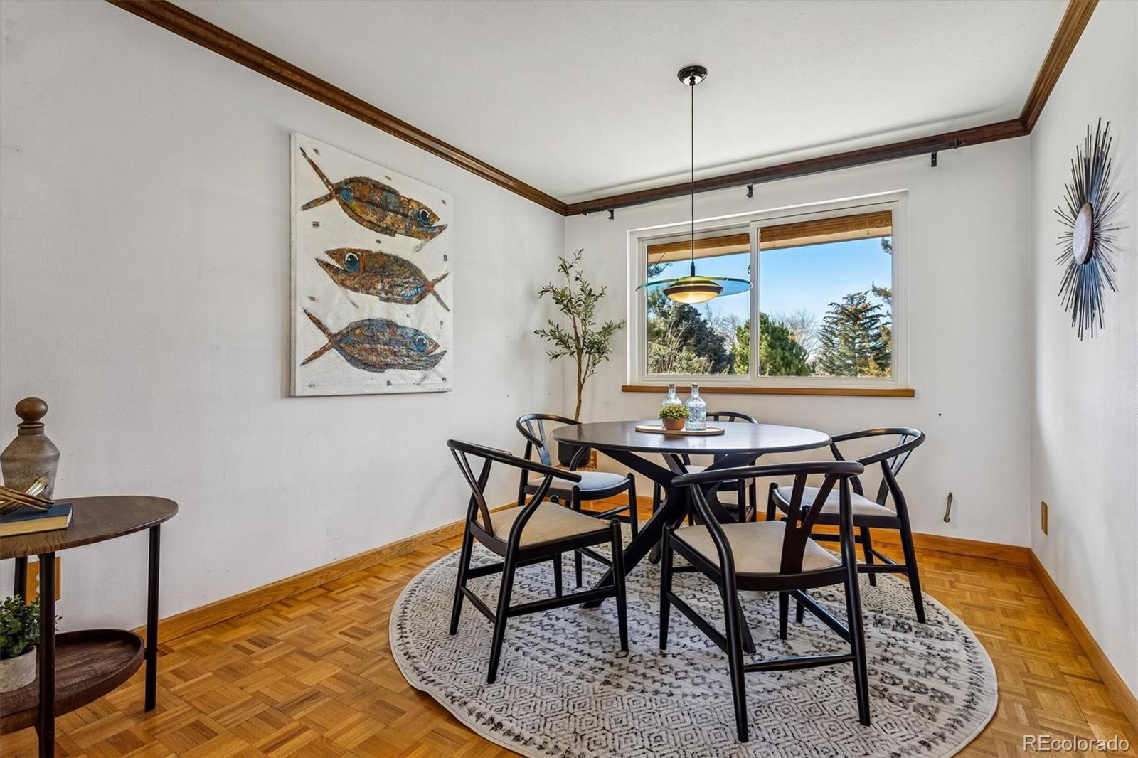 6613 S Pontiac Court