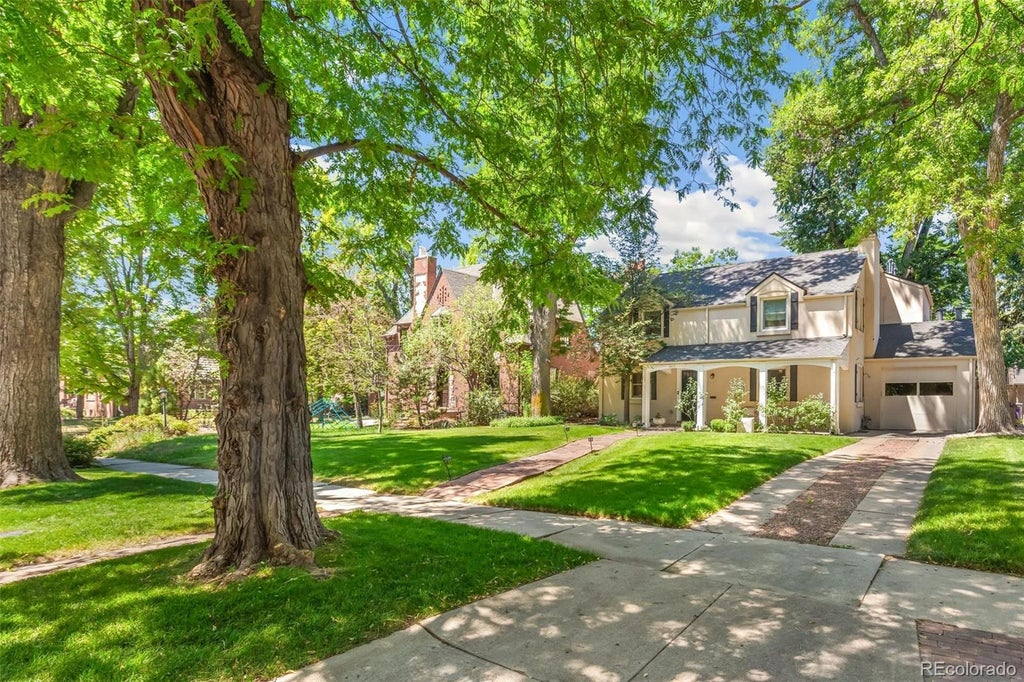 Photo of 1617 Hudson Street, Denver, CO 80220 (MLS # 2993978)