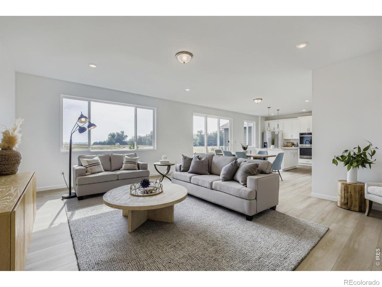 7337 Swan River Street