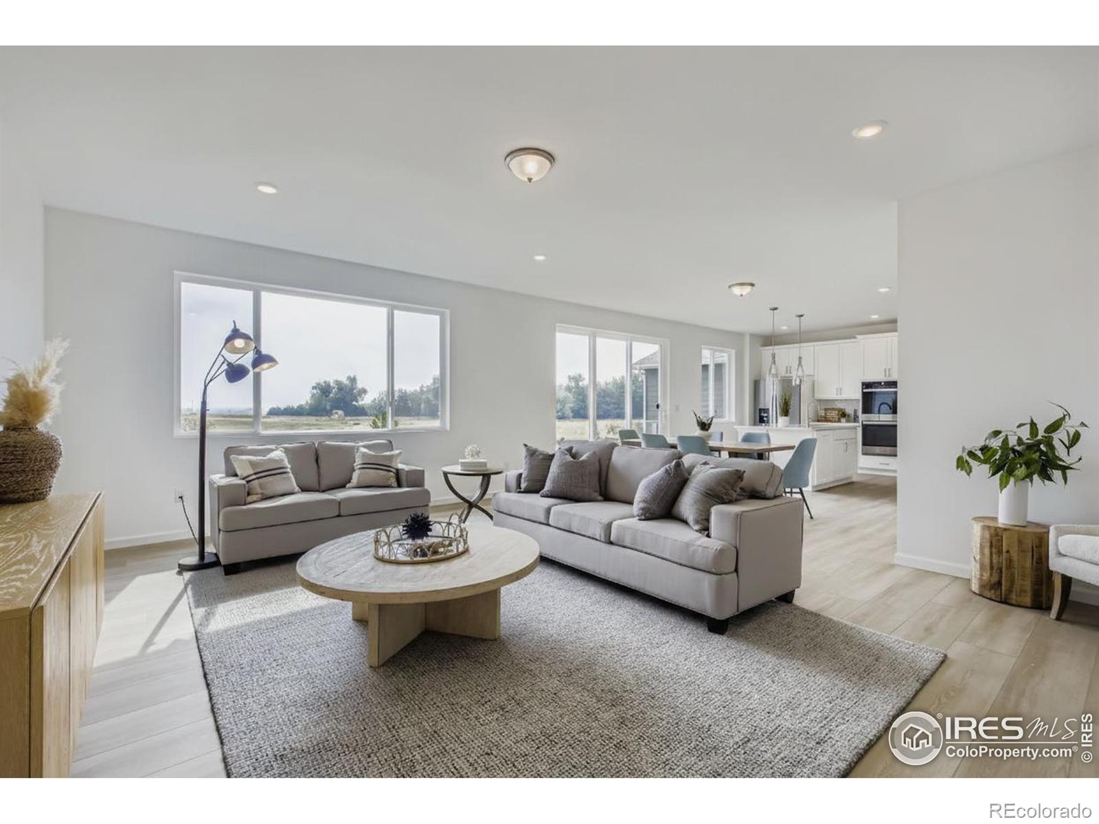 7337 Swan River Street