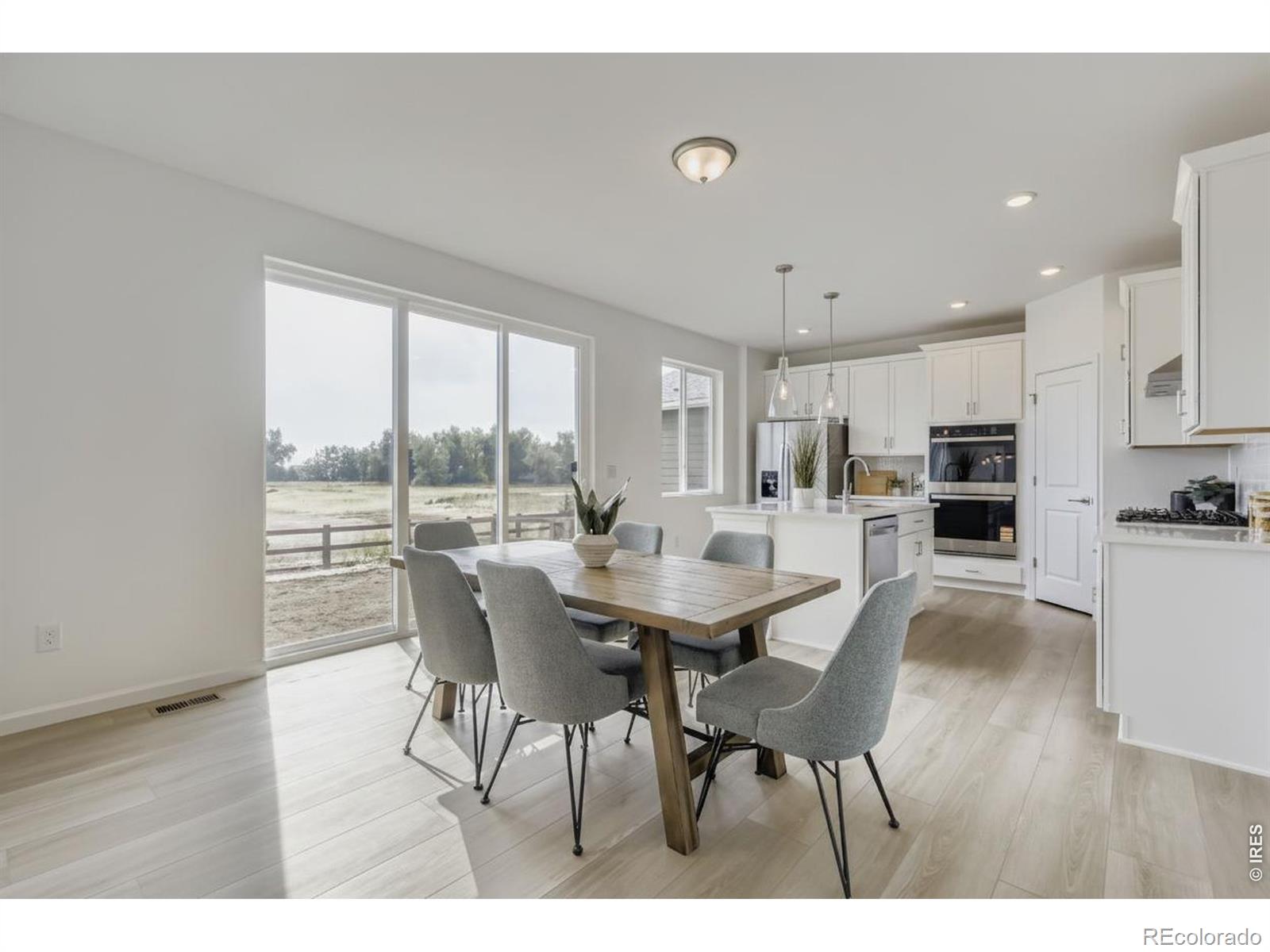 7337 Swan River Street