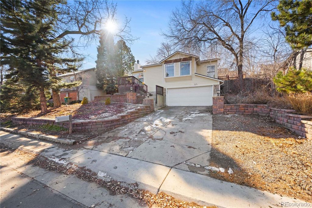 Photo of 12676 W Mississippi Avenue, Lakewood, CO 80228 (MLS # 6638445)
