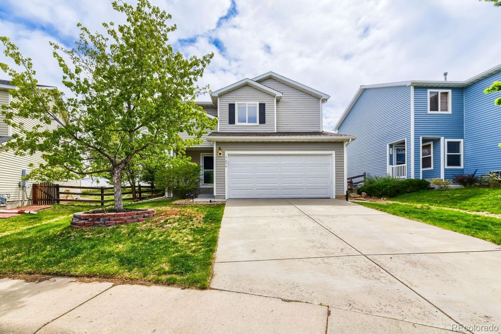 Photo of 7656 Brown Bear Court, Littleton, CO 80125 (MLS # 6880337)