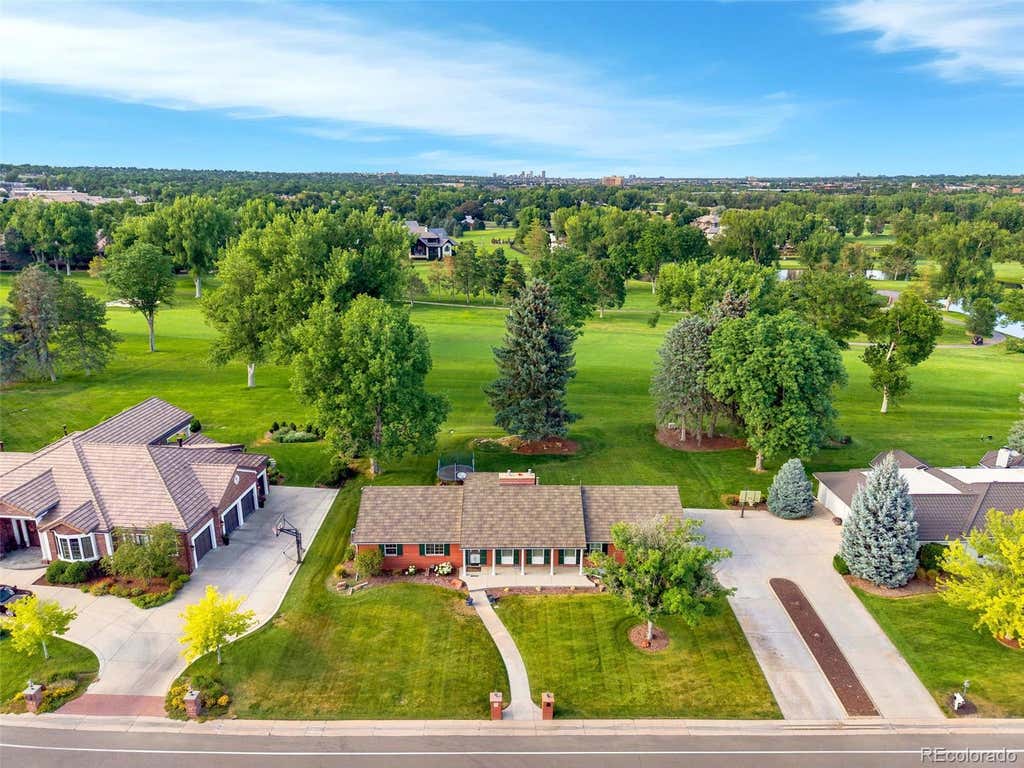 Photo of 19 Niblick Lane, Littleton, CO 80123 (MLS # 4374668)