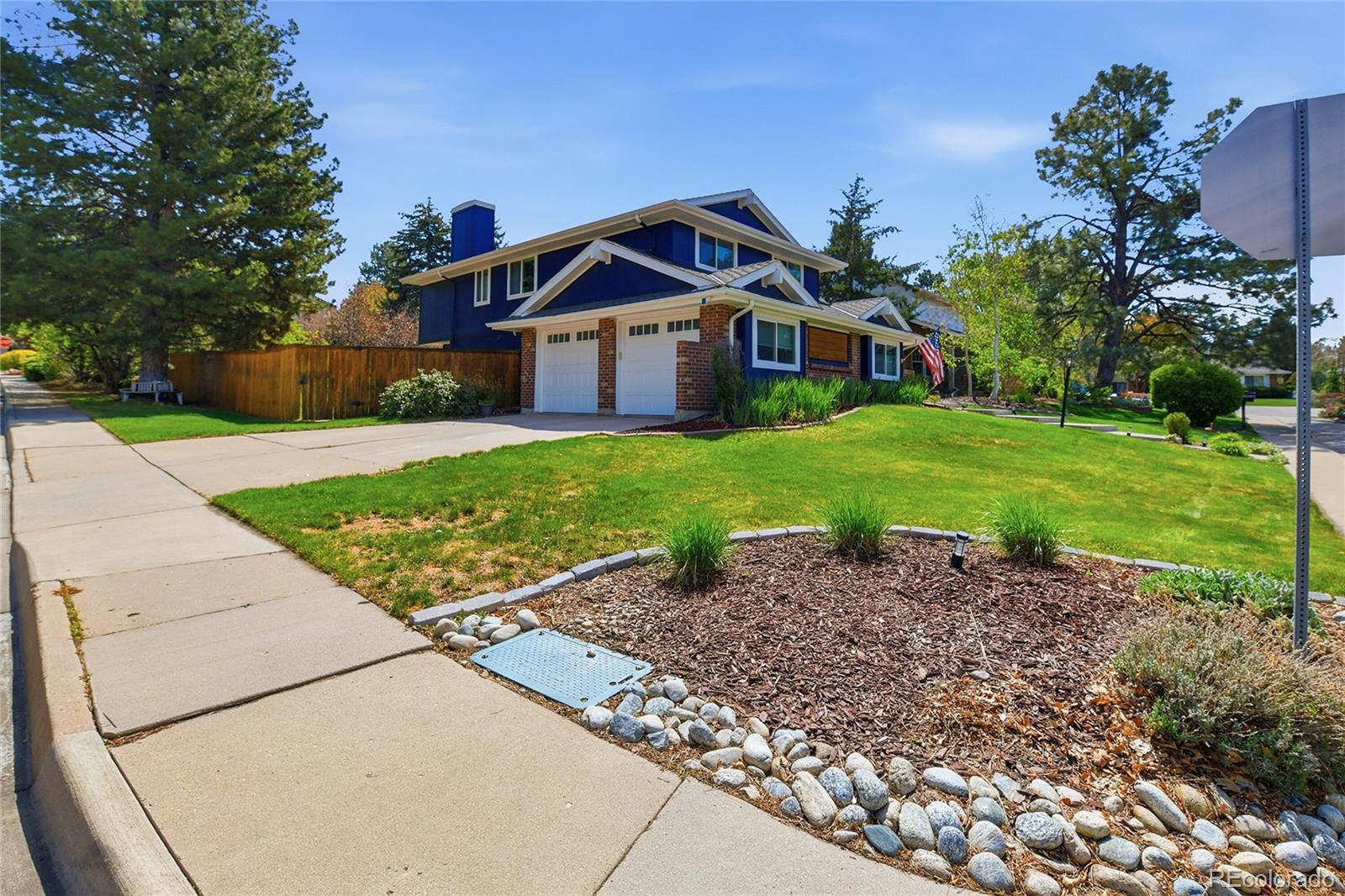 6210 S Grape Court