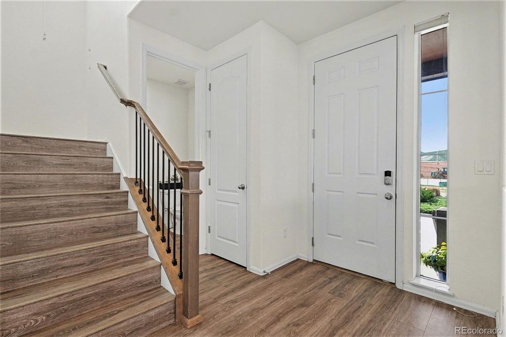 Photo of 9885 Geneva Creek Lane, Littleton, CO 80125 (MLS # 4642805)