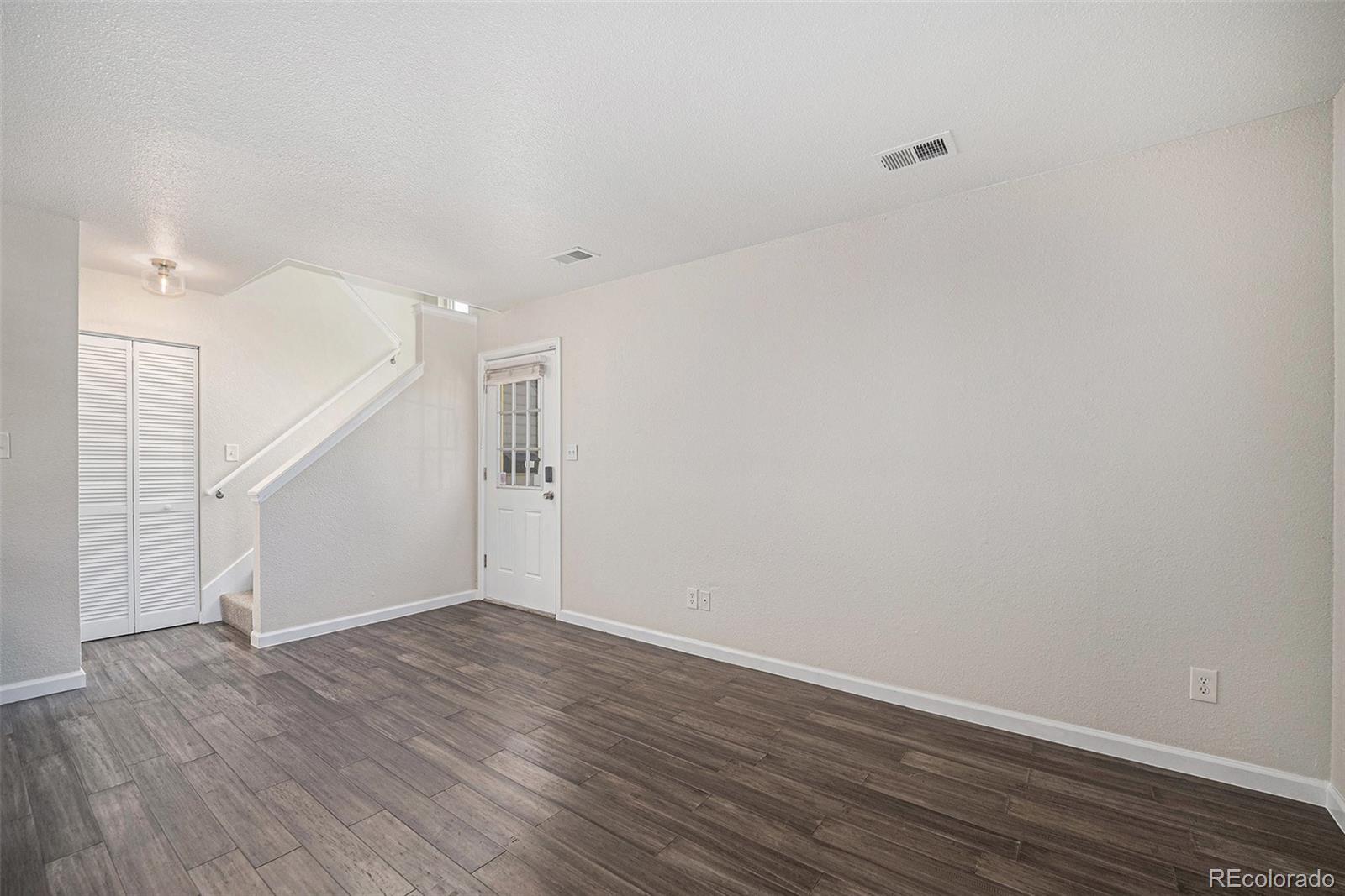 1403 Valentia Street