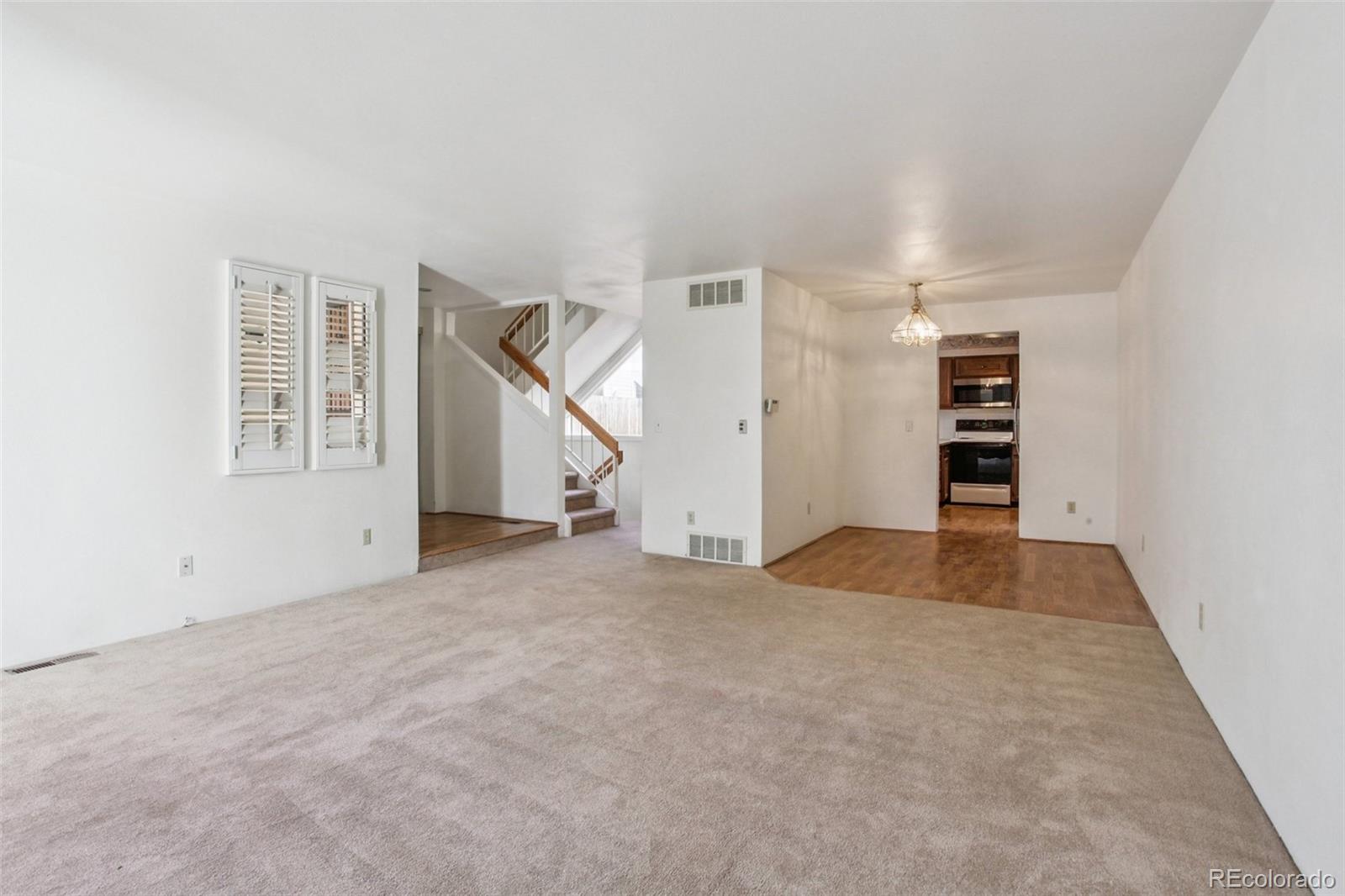 1050 S Monaco Parkway 127