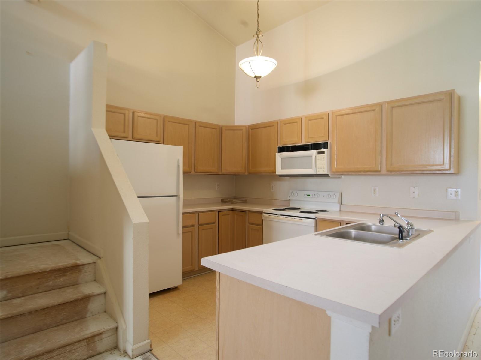 2812 W Centennial Drive E, Littleton, CO, 80123 3 2812 W Centennial Drive E