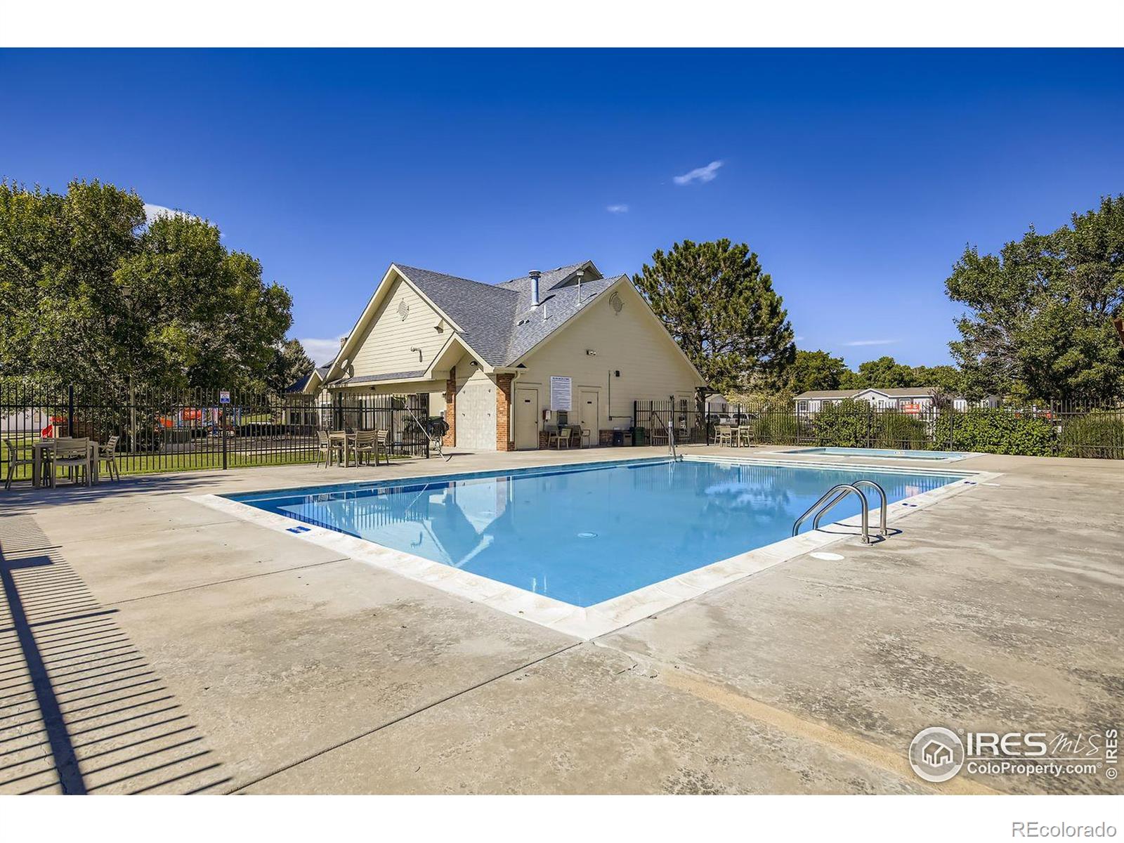 4210 Cedar Lane 185