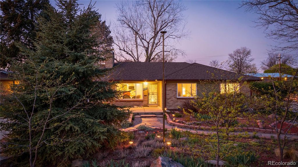 Photo of 545 Estes Street, Lakewood, CO 80226 (MLS # 2469781)