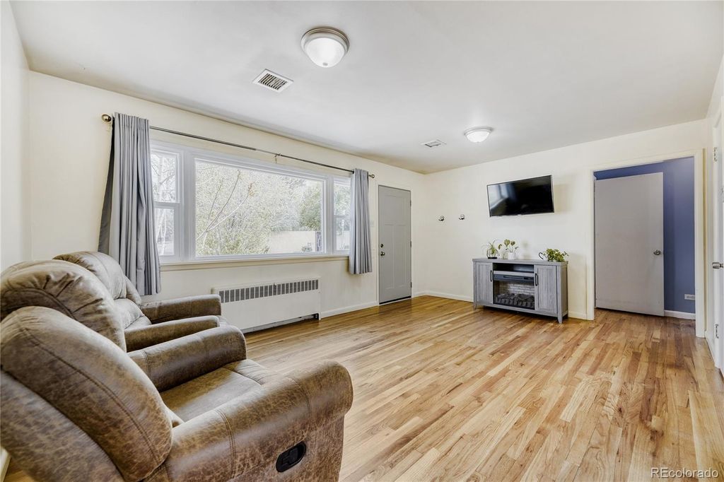 Photo of 5101 S Washington Street, Littleton, CO 80121 (MLS # 2858550)