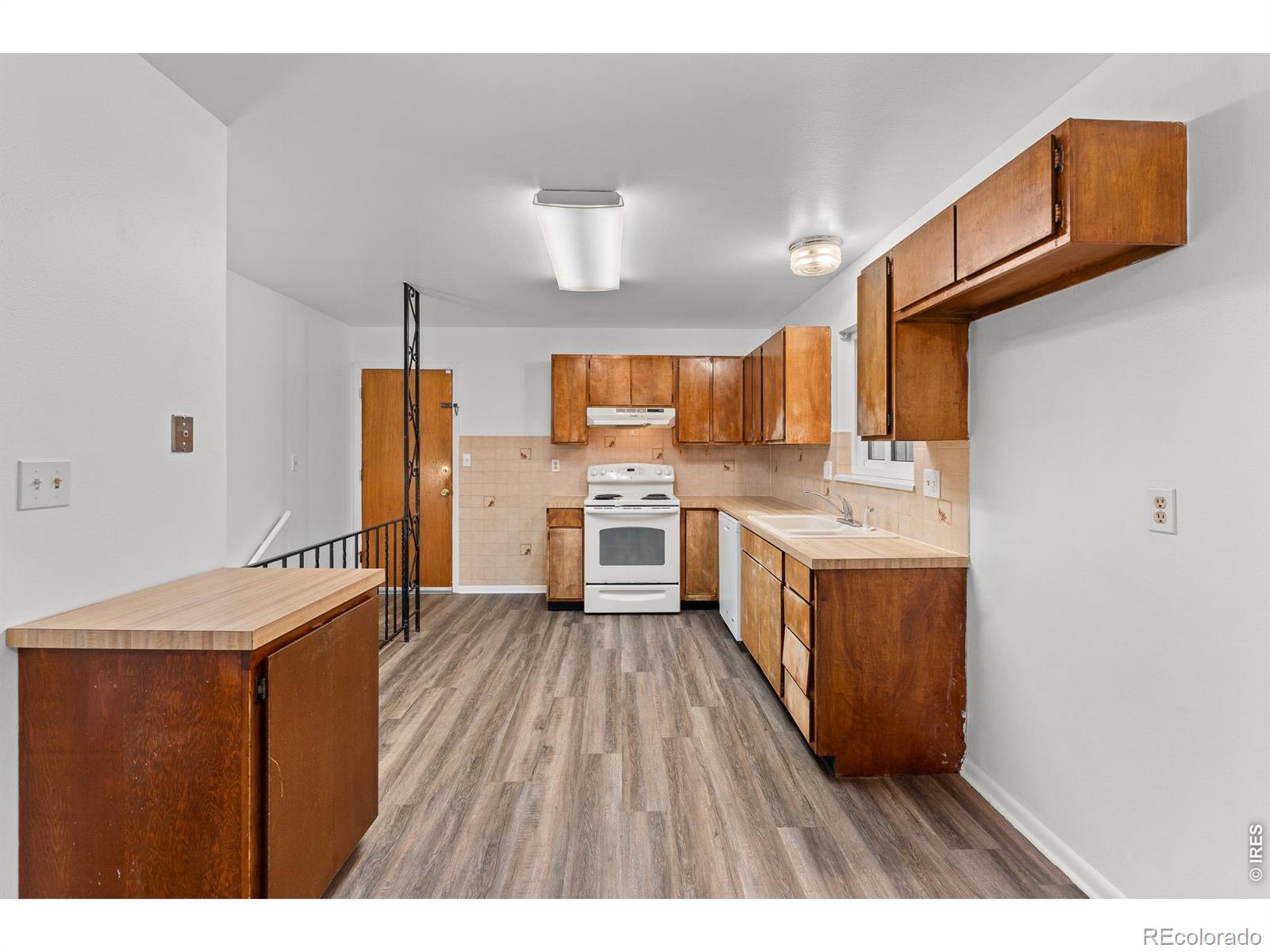 224 S 5th Street