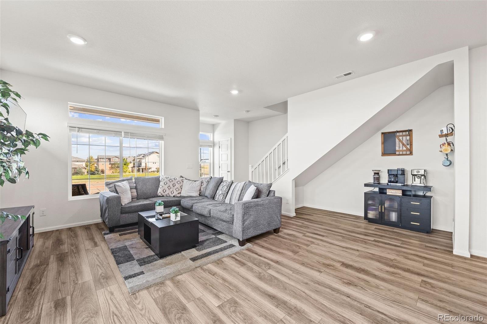 18053 E 103rd Avenue, Commerce City, CO, 80022 3 18053 E 103rd Avenue