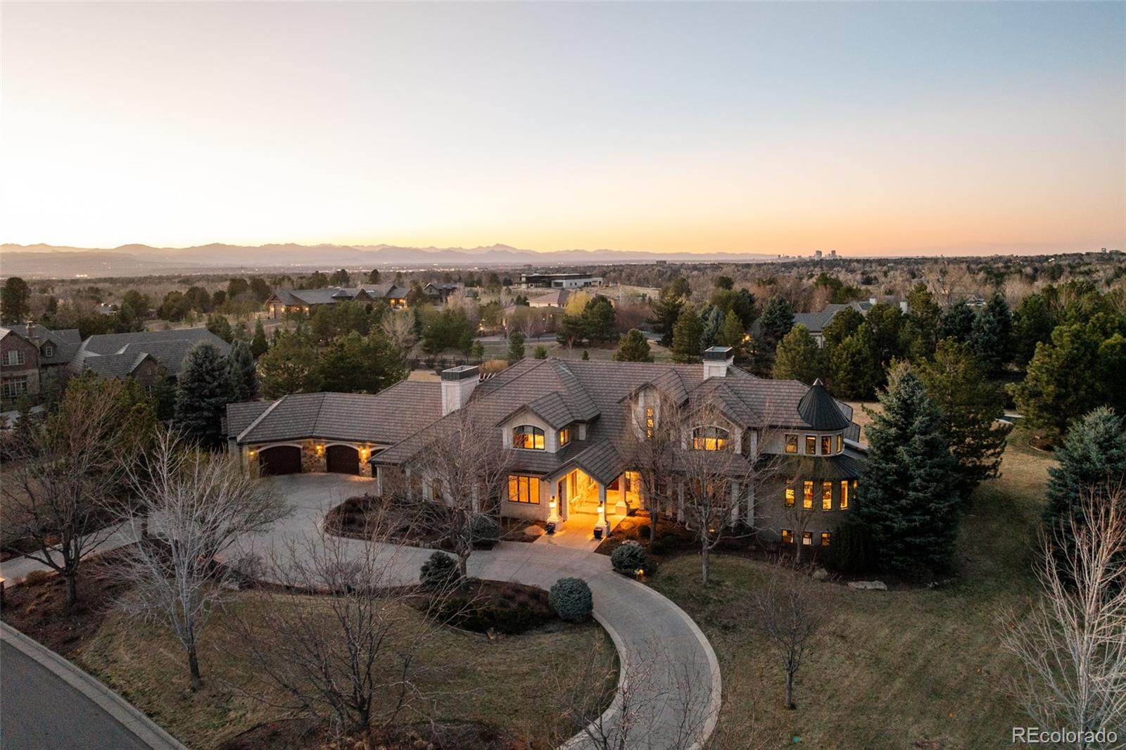 4041 E Forbes Court
