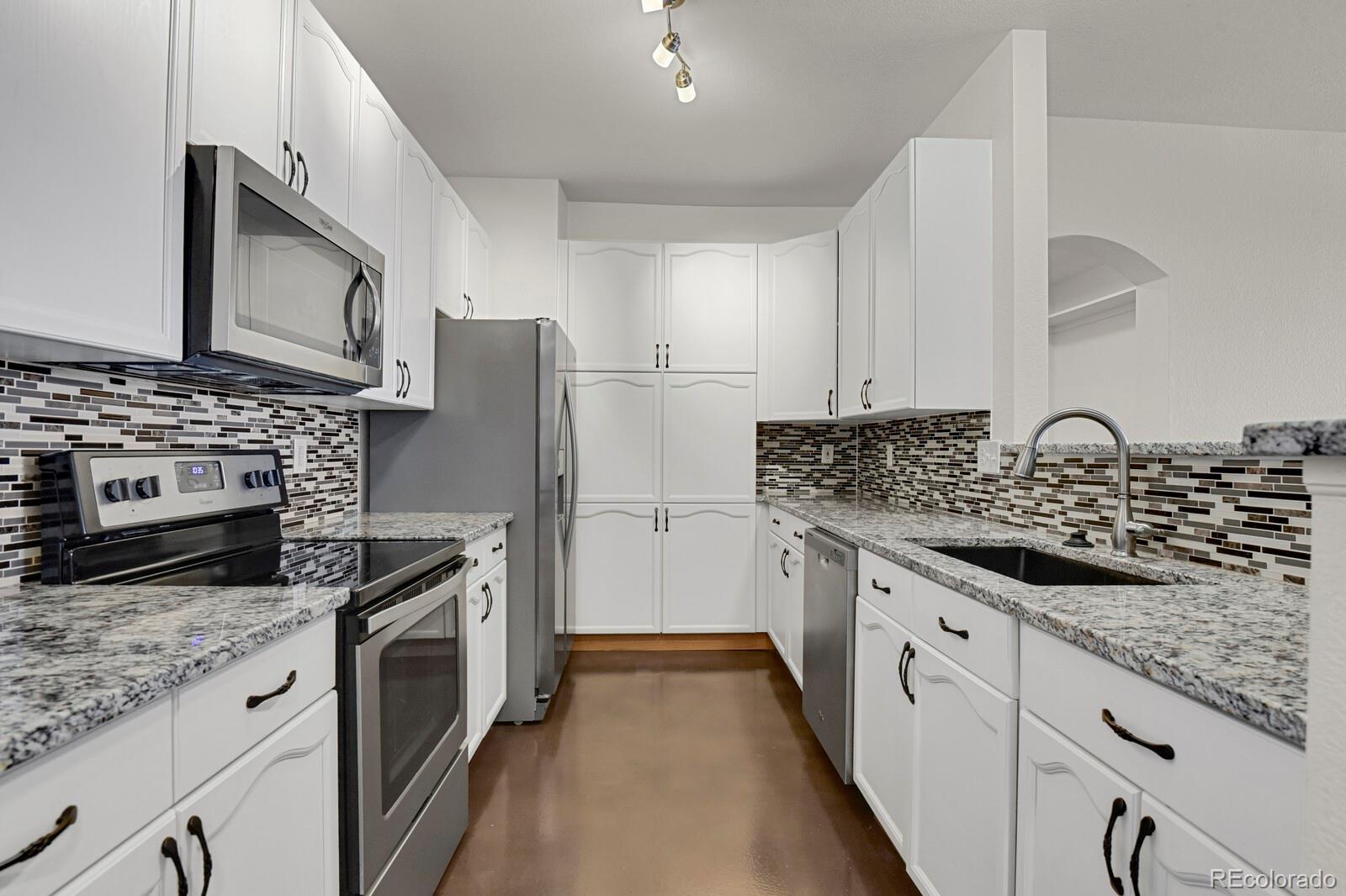 14313 E 1st Drive 104