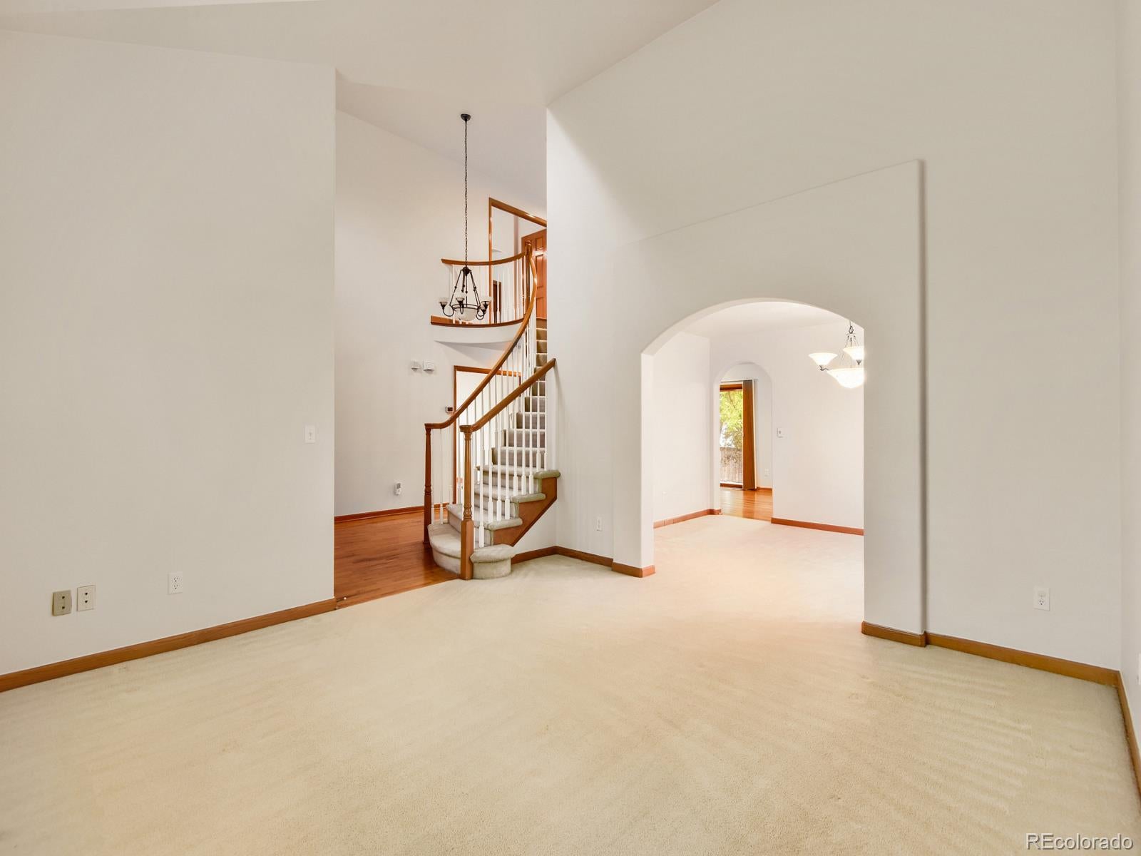 10117 Stephen Place