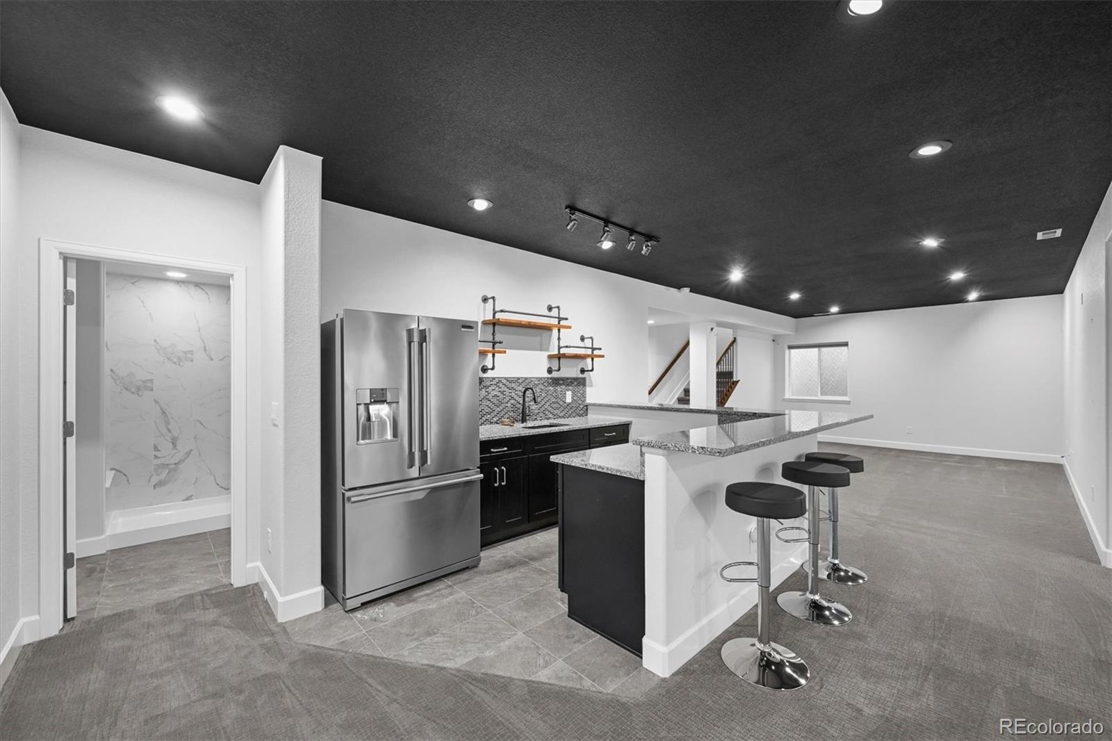 1665 Diamond Head Drive