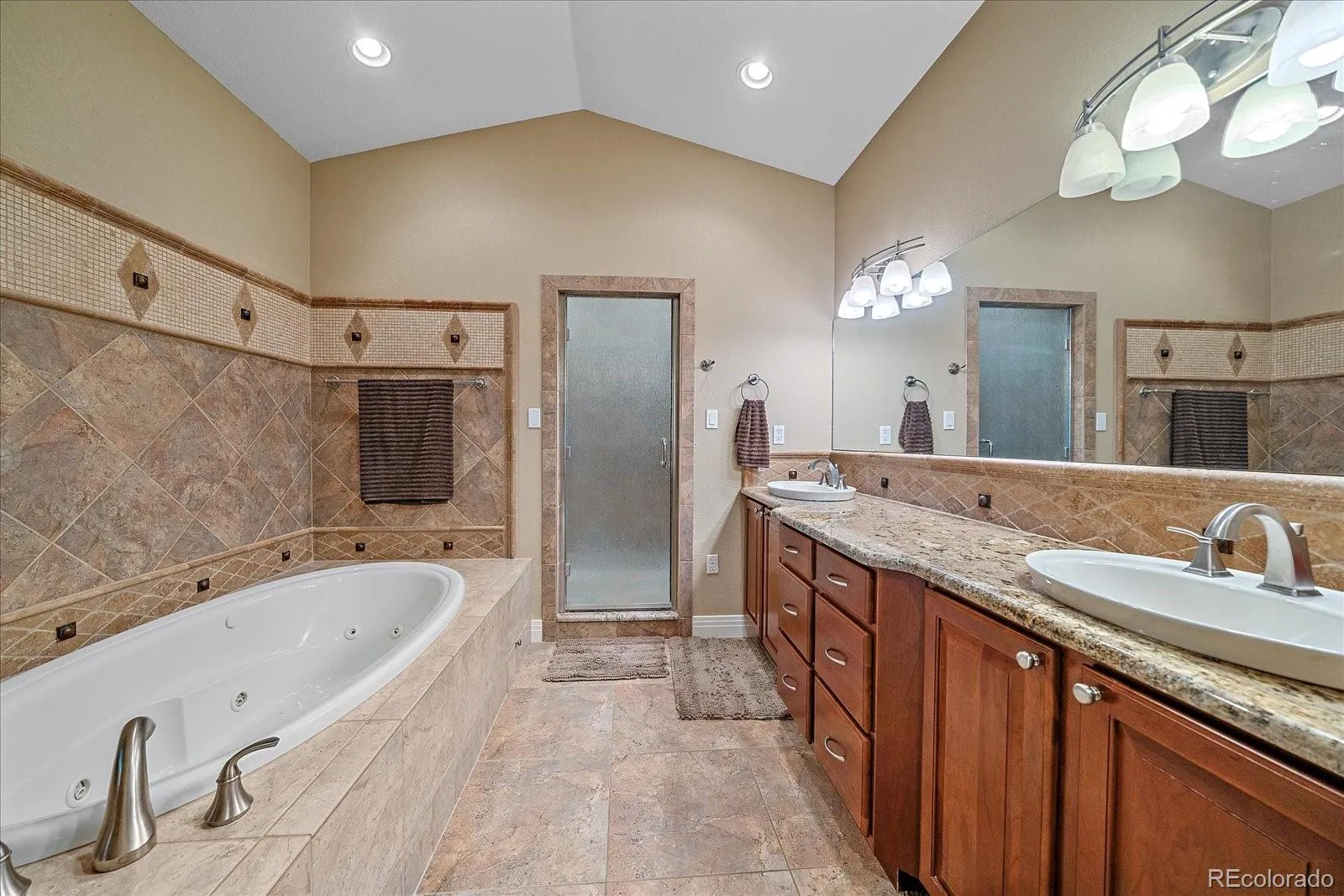 Thornton, Colorado 80602, United States, 6 Bedrooms Bedrooms, ,5 BathroomsBathrooms,Residential,Active,145758