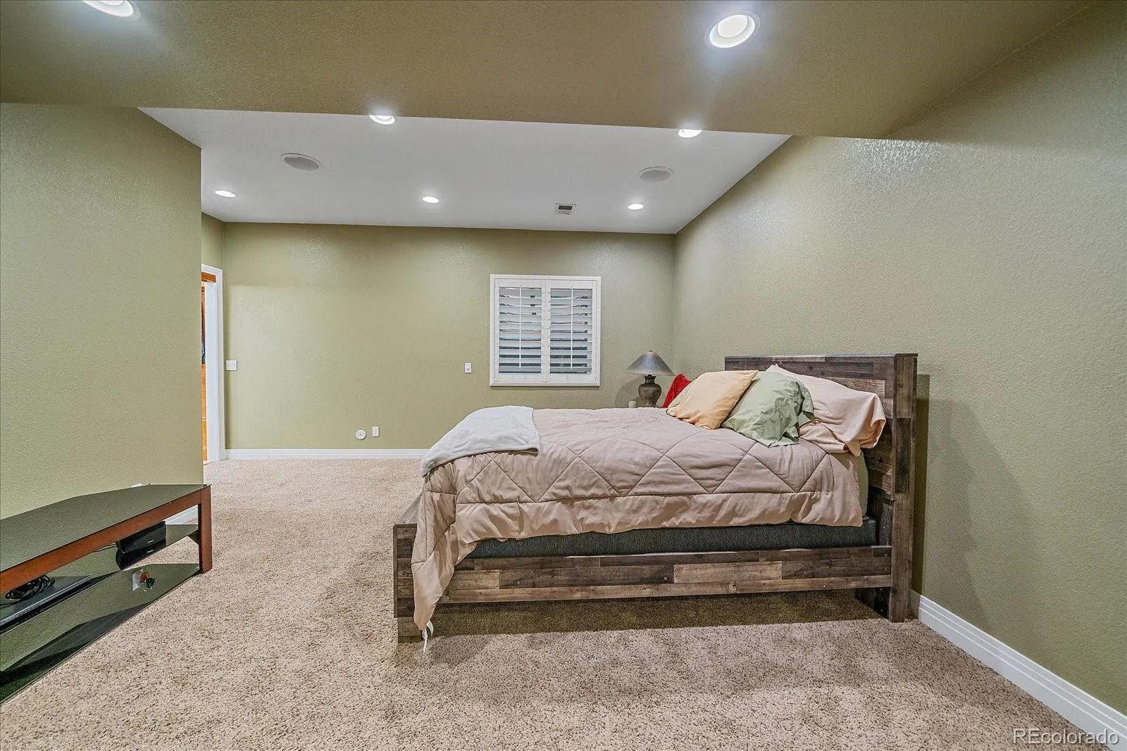 Thornton, Colorado 80602, United States, 6 Bedrooms Bedrooms, ,5 BathroomsBathrooms,Residential,Active,145758